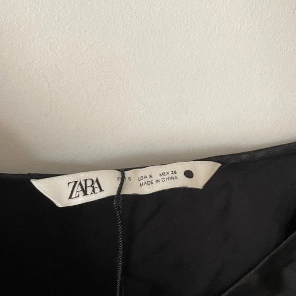 Zara Silky Satin Effect Surplus Midi Dress Black Blogger Fav Sz Small - Picture 9 of 10